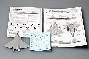 Trumpeter 1/144 F-22A Raptor Jet Fighter Scaled Plastic Model Kit image 135366