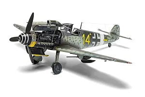 Airfix 1/24 Messerschmitt Bf109G-5/G-6 Fighter Scaled Plastic Model Kit image 138151