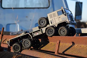 Hobby Plus CR-18P Terranaut 8X8 AWS RC Rock Crawler Electric 8WD 1/18 Scale RTR - Green image 139558