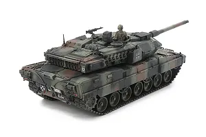 Tamiya 1/48 Leopard 2 A7V Main Battle Tank Scaled Plastic Model Kit image 3