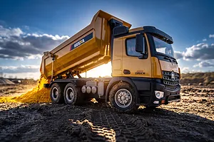 HuiNa 1582 Diecast RC Truck 4WD 1/14 Scale RTR - Yellow image 147615