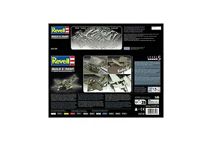 The rear of a Revell 1/32 Messerschmitt Me262A-1a/U4 model kit box, showing product information, assembly level, and images of the finished model.