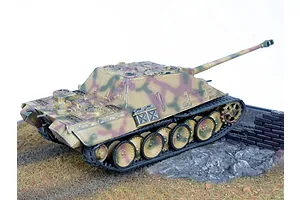 Revell 1/76 Sd.Kfz.173 Jagdpanther Scaled Plastic Model Starter Kit image 7
