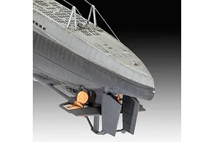 Close-up view of the stern and propeller section of a 1/144 scale U-boat submarine model, showing grey hull details and copper-coloured propellers.