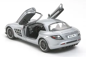 Tamiya 1/24 Mercedes-Benz SLR McLaren 722 Edition Scaled Plastic Model Kit image 16465