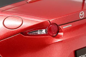 Tamiya 1/24 Mazda Roadster/MX-5 Scaled Plastic Model Kit image 16528