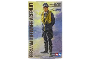 Tamiya 1/16 German WWII Luftwaffe Ace Pilot Scaled Plastic Model Kit image 16667