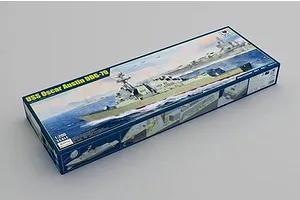 I Love Kit 1/200 USS Oscar Austin DDG-79 Destroyer plastic model kit packaging box viewed from an angle against a grey background.