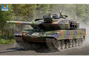 Trumpeter 1/16 German Leopard2A6 MBT Tank Scaled Plastic Model Kit