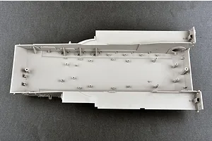 Trumpeter 1/16 U.S. Abrams M1A1 Aim Main Battle Tank Scaled Plastic Model Kit w/ Australian Decals image 24574