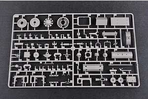Trumpeter 1/16 German Pzkpfw IV Ausf.J Tank Scaled Plastic Model Kit image 24619