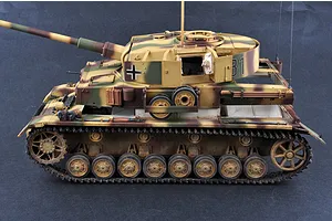 Trumpeter 1/16 German Pz.Beob.Wg.IV Ausf.J Tank Scaled Plastic Model Kit image 24668