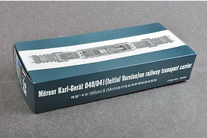 Trumpeter 1/35 scale model kit box for the German Mörser Karl-Gerät 040/041 on a railway transport carrier.