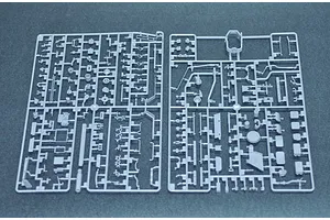 Trumpeter 1/16 Soviet SU-100 Tank Destroyer Scaled Plastic Model Kit image 24840