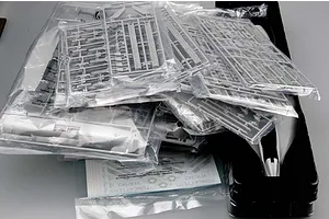 Trumpeter 1/32 F/A-18E Super Hornet Fighter Jet Scaled Plastic Model Kit image 25023