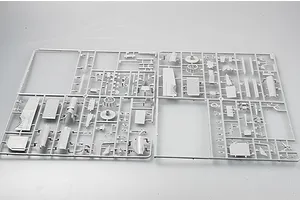 Trumpeter 1/32 Su-27UB Flanker-C Fighter Jet Scaled Plastic Model Kit image 25049