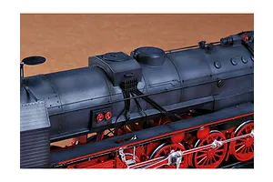 Trumpeter 1/35 Baureihe 52 Mit Steifrahmentender Locomotive Scaled Plastic Model Kit image 25129