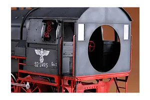 Trumpeter 1/35 Baureihe 52 Mit Steifrahmentender Locomotive Scaled Plastic Model Kit image 25132