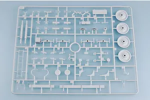 Trumpeter 1/35 Baureihe 52 Mit Steifrahmentender Locomotive Scaled Plastic Model Kit image 25136