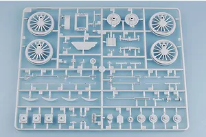 Trumpeter 1/35 Baureihe 52 Mit Steifrahmentender Locomotive Scaled Plastic Model Kit image 25140