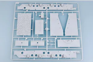 Trumpeter 1/35 Baureihe 52 Mit Steifrahmentender Locomotive Scaled Plastic Model Kit image 25146