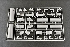 Trumpeter 1/32 Russian MIG-29A Fulcrum Fighter Jet Scaled Plastic Model Kit image 25183