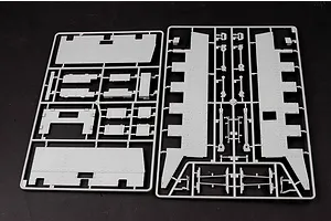 Trumpeter 1/35 German Panzerlok Baureine Armoured 57 Locomotive Scaled Plastic Model Kit image 25239