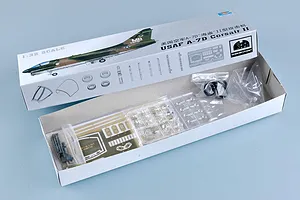 Trumpeter 1/32 USAF A-7D Corsair II Jet Scaled Plastic Model Kit image 25363