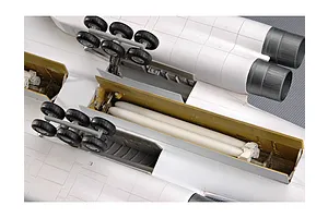 Trumpeter 1/72 TU-160 Blackjack Bomber Jet Scaled Plastic Model Kit image 25398