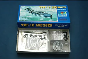 Trumpeter 1/32 TBF-1C Avenger Bomber Scaled Plastic Model Kit image 25518