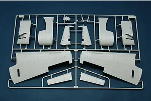 Trumpeter 1/32 TBF-1C Avenger Bomber Scaled Plastic Model Kit image 25523