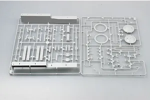 Trumpeter 1/35 Dampflokomotive BR86 Locomotive Scaled Plastic Model Kit image 25559