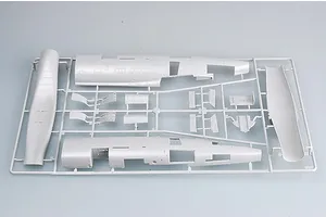 Trumpeter 1/32 North American F-100D Super Sabre Fighter Jet Scaled Plastic Model Kit image 25581