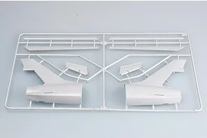 Trumpeter 1/32 North American F-100D Super Sabre Fighter Jet Scaled Plastic Model Kit image 25602