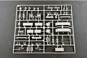 Trumpeter 1/35 US M901 Launching Station w/ MIM-104F Patriot SAM System (PAC-3) Scaled Plastic Model Kit image 25740