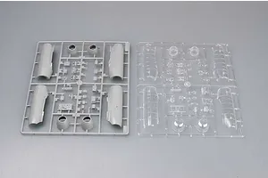 Trumpeter 1/32 Messerschmitt Me 262 A-la (Clear Edition) Fighter Jet Scaled Plastic Model Kit image 26201