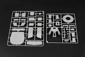 Trumpeter 1/35 German Kanonen Und Flakwagen Armoured Train Scaled Plastic Model Kit image 26326