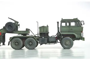 Trumpeter 1/35 Chinese 50 Ton Tank Transporter Truck Scaled Plastic Model Kit image 26655