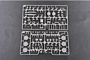 Trumpeter 1/35 Russian T-72b Main Battle Tank Scaled Plastic Model Kit image 26832
