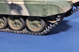 Trumpeter 1/35 Russian T-72b Main Battle Tank Scaled Plastic Model Kit image 26862