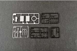 Trumpeter 1/35 Russian 1984 (1962 Modification) T-62 BDD Tank Scaled Plastic Model Kit image 26998