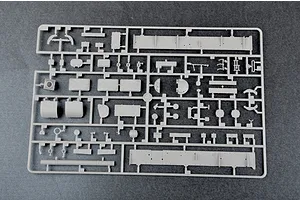 Trumpeter 1/35 Iraqi Regular Army 1972 T-62 Tank Scaled Plastic Model Kit image 27327