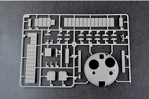 Trumpeter 1/35 Iraqi Regular Army 1972 T-62 Tank Scaled Plastic Model Kit image 27329