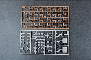 Trumpeter 1/35 Iraqi Regular Army 1972 T-62 Tank Scaled Plastic Model Kit image 27332