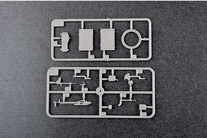 Trumpeter 1/35 Iraqi Regular Army 1972 T-62 Tank Scaled Plastic Model Kit image 27337