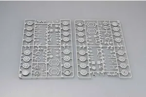 Trumpeter 1/35 German Sd.Kfz.7 Mittlere Zugkraftwagen 8 Ton Half-track Artillery Tractor Scaled Plastic Model Kit image 27471