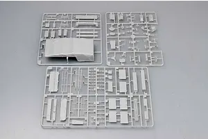 Trumpeter 1/35 German Sd.Kfz.7 Mittlere Zugkraftwagen 8 Ton Half-track Artillery Tractor Scaled Plastic Model Kit image 27472