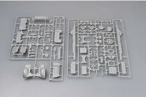 Trumpeter 1/35 German Sd.Kfz.7 Mittlere Zugkraftwagen 8 Ton Half-track Artillery Tractor Scaled Plastic Model Kit image 27473