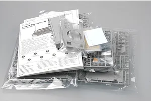 Trumpeter 1/35 German Bergepanzer IV Recovery Tractor Scaled Plastic Model Kit image 27490