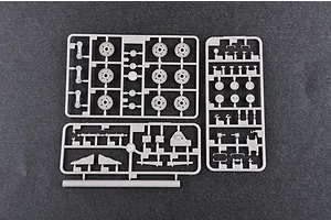 Trumpeter 1/35 Soviet T-10 Heavy Tank Scaled Plastic Model Kit image 27673